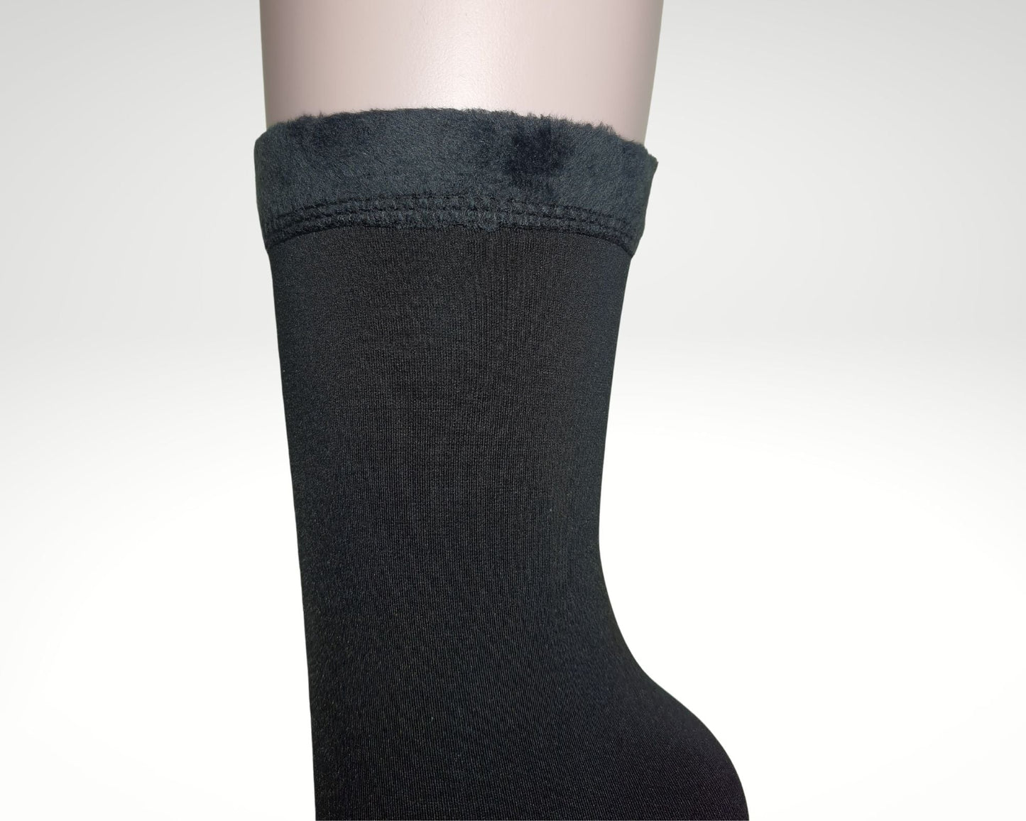 Calze Calzini Donna risvolto interno in simil pelliccia nero dettaglio 6