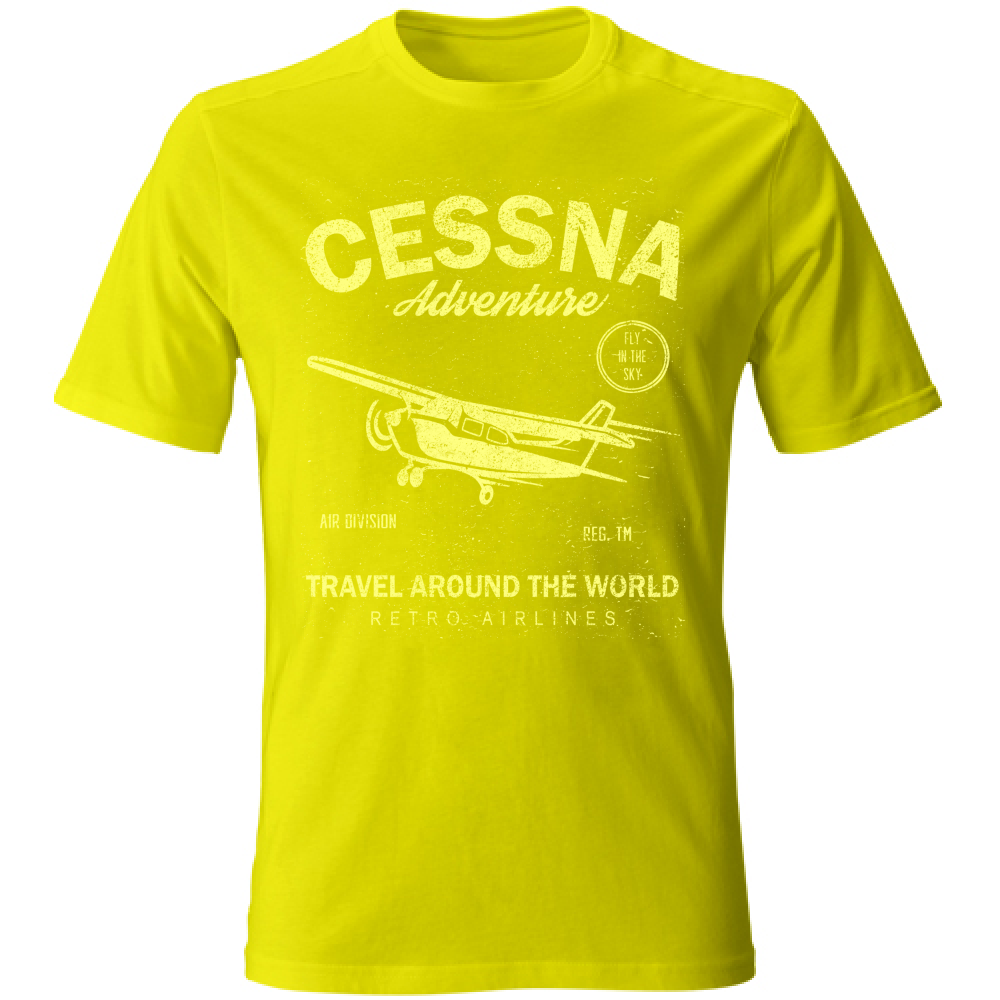 Maglietta gialla in cotone con stampa vintage di un aereo Cessna, testo avventura e viaggio, stile casual estivo, SKU: 12345